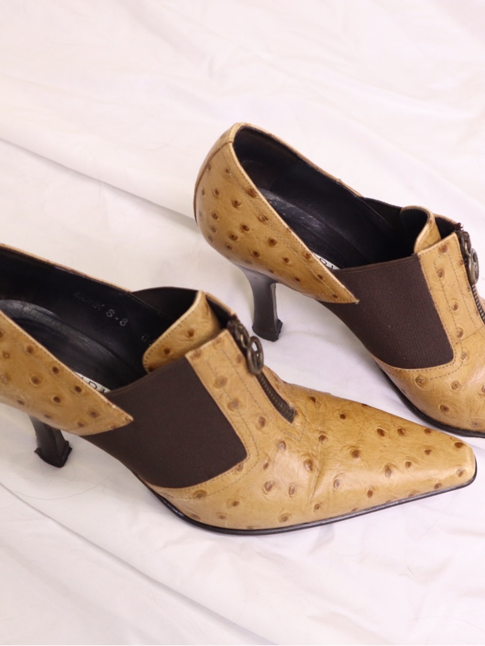 Donald J. Pliner Tan Ostrich-Textured Pointed Mules with Front Zip - Picture 2 of 6